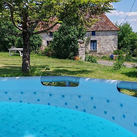 Gite 4 Pers, Jacuzzi, Piscine, Proche Futuroscope, Calme Et Nature A La Roche Posay La Roche-Posay Exterior foto